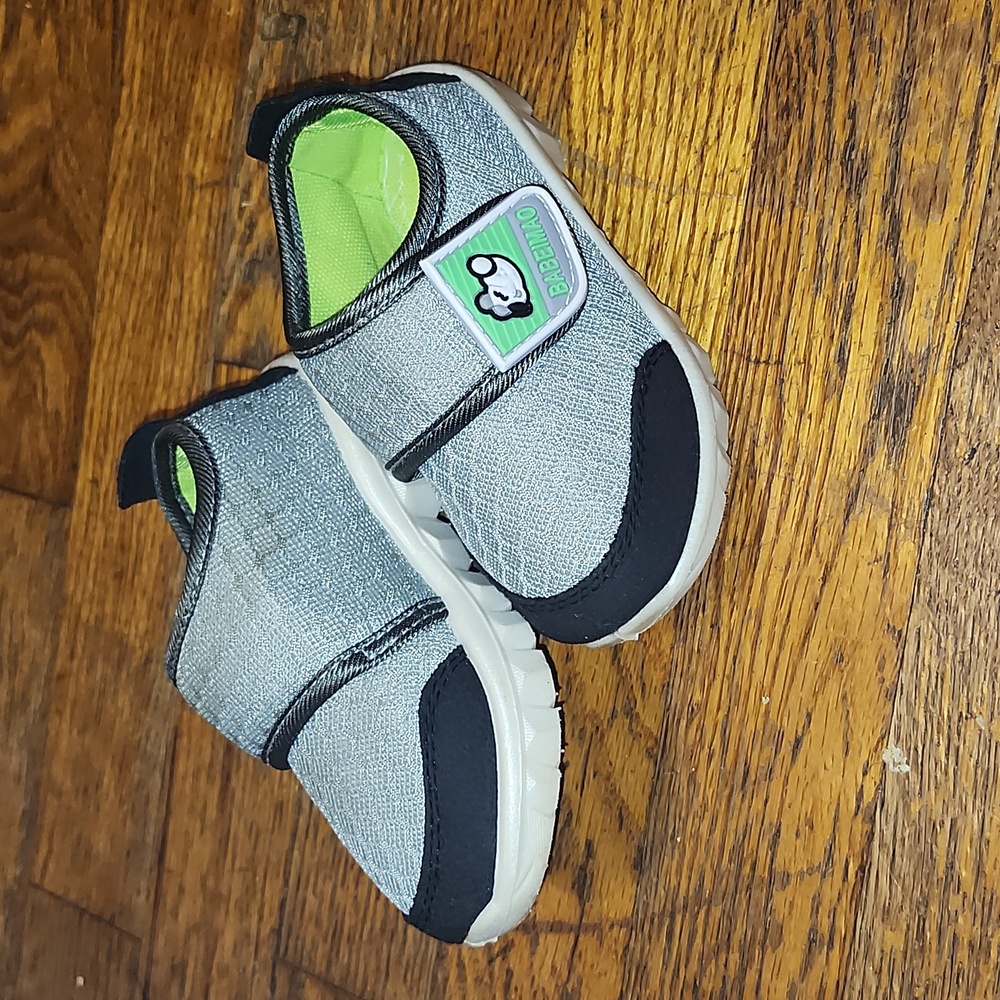 Toddler shoes